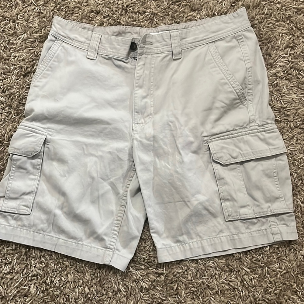 Amazon essentials  Mens Cargo shorts size 36